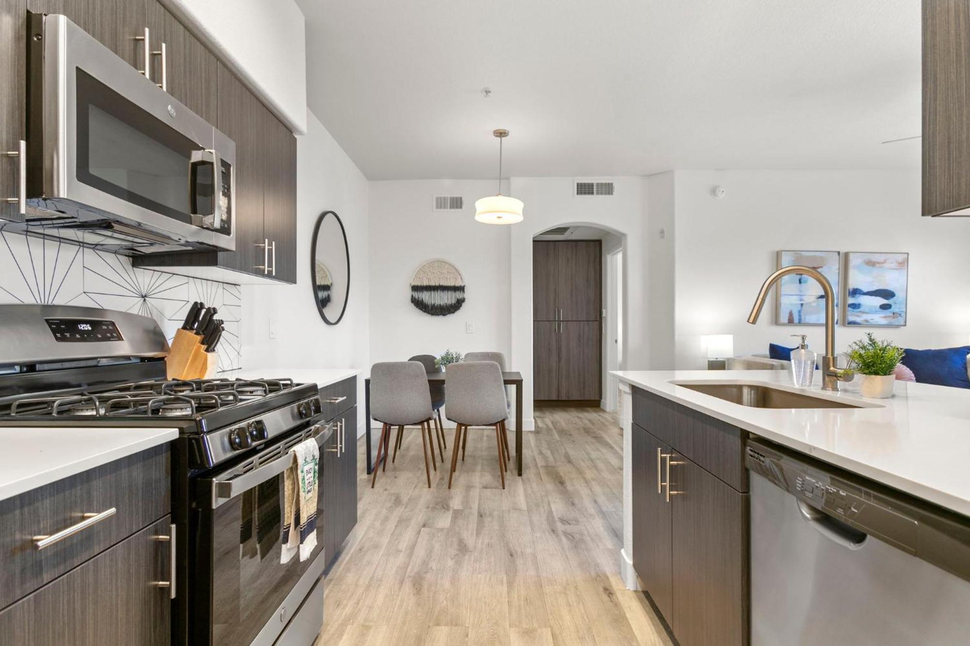 Cozysuites Glendale By The Stadium W Pool! 11 Dış mekan fotoğraf